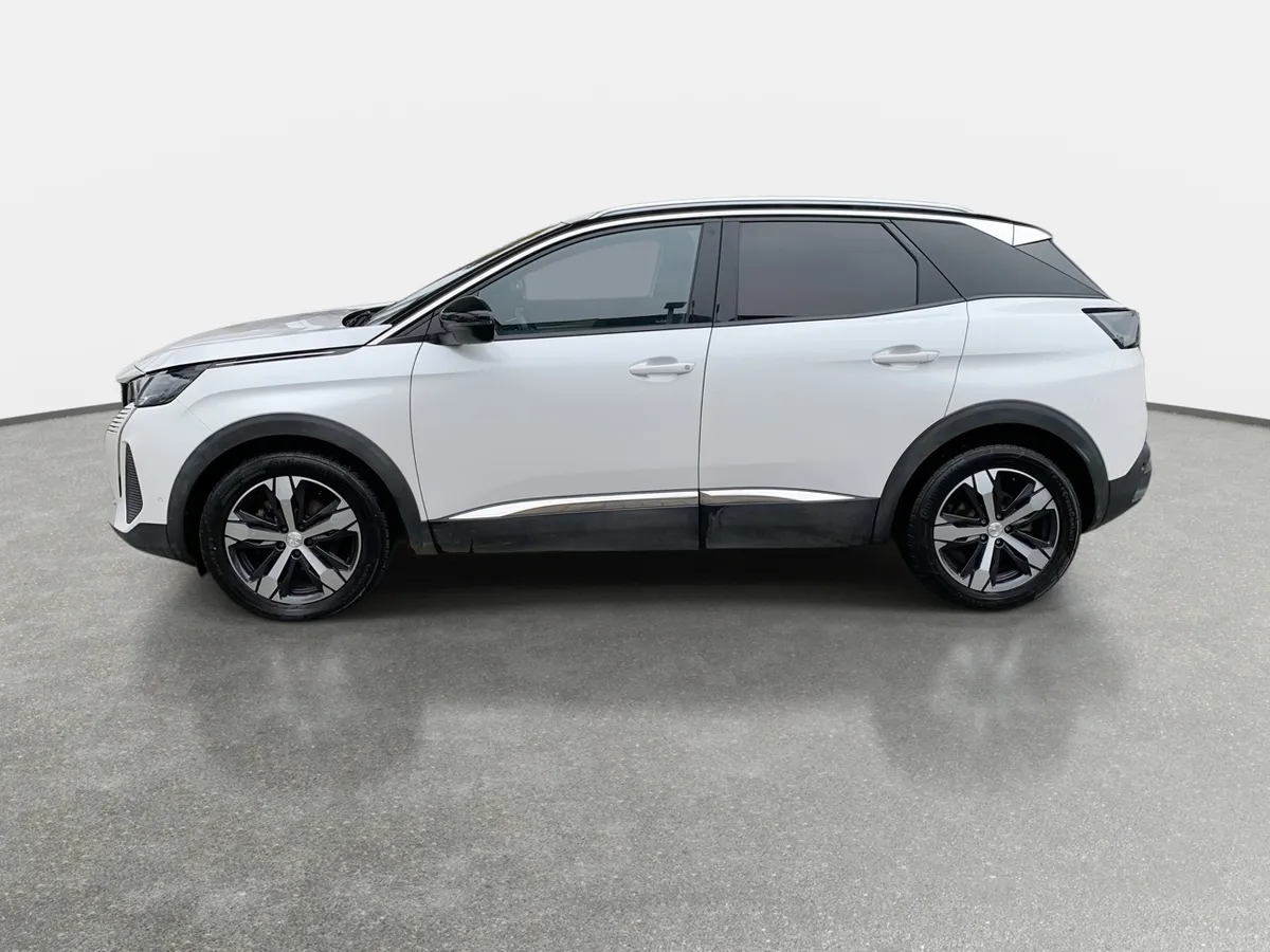 Peugeot 3008 1.5 Allure Pack Bluehdi 130 4x2 Eat8 5p año 2024