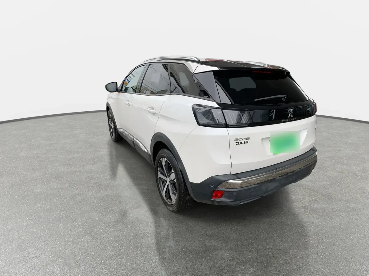 Peugeot 3008 1.5 Allure Pack Bluehdi 130 4x2 Eat8 5p año 2024