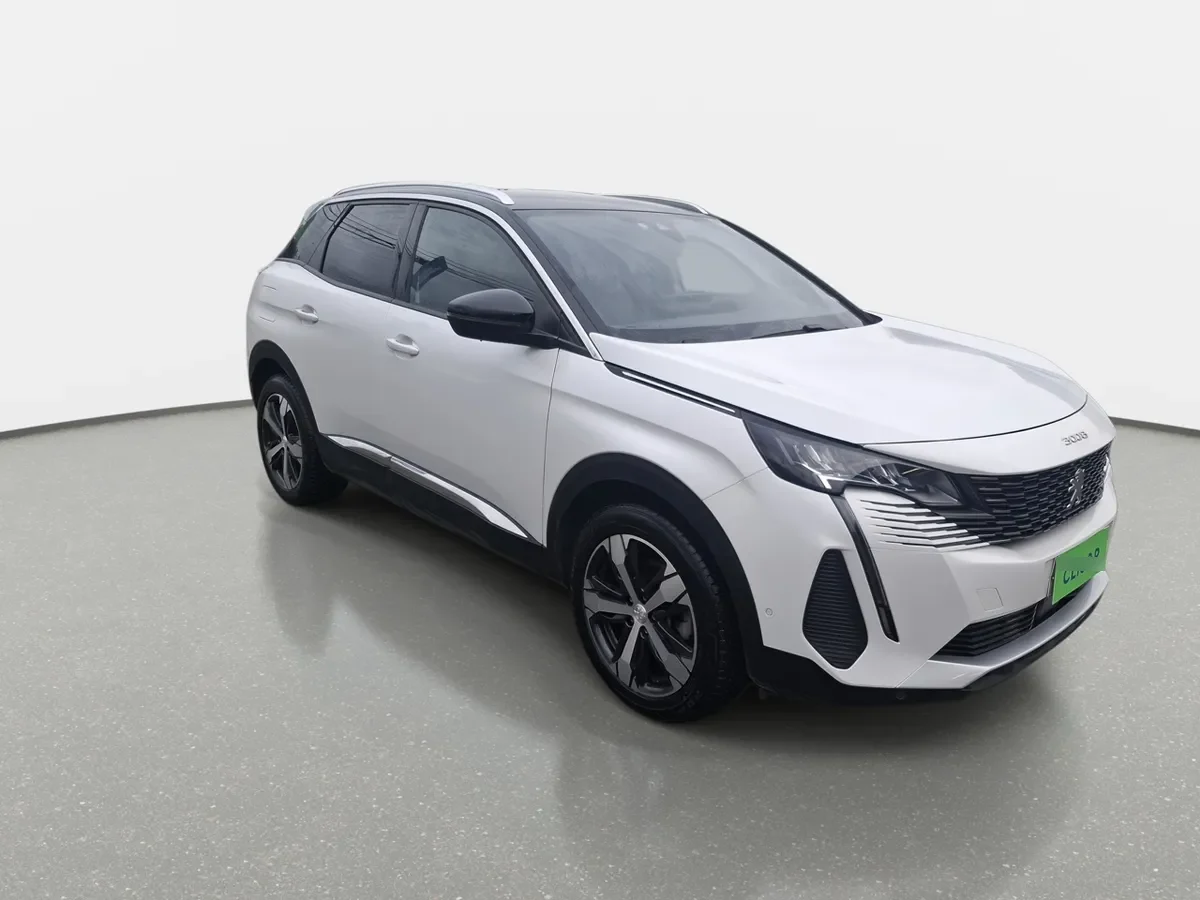 Peugeot 3008 1.5 Allure Pack Bluehdi 130 4x2 Eat8 5p año 2024