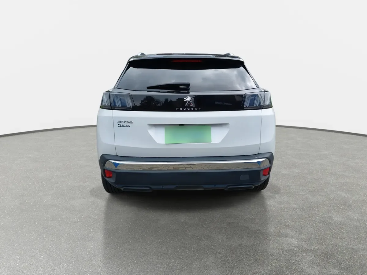 Peugeot 3008 1.5 Allure Pack Bluehdi 130 4x2 Eat8 5p año 2024