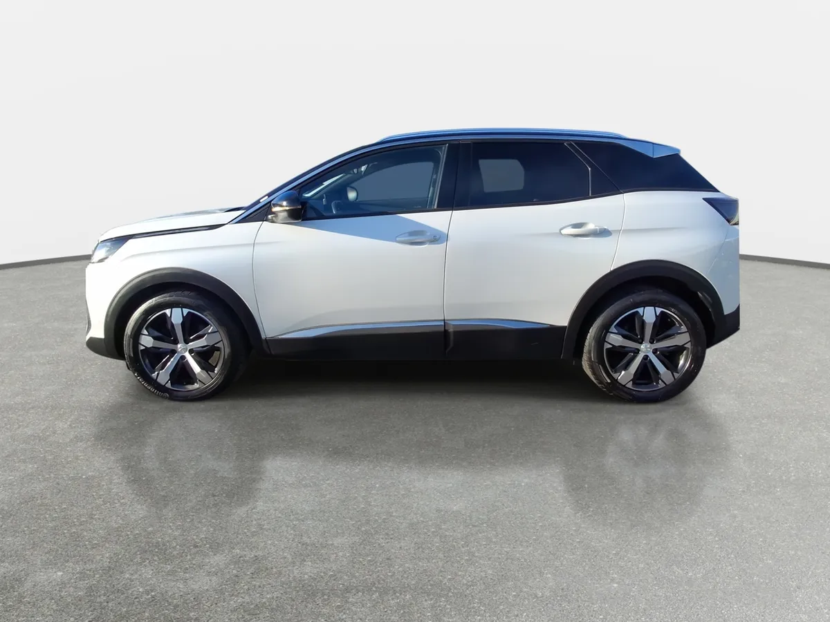 Peugeot 3008 1.5 Allure Pack Bluehdi 130 4x2 Eat8 5p año 2024