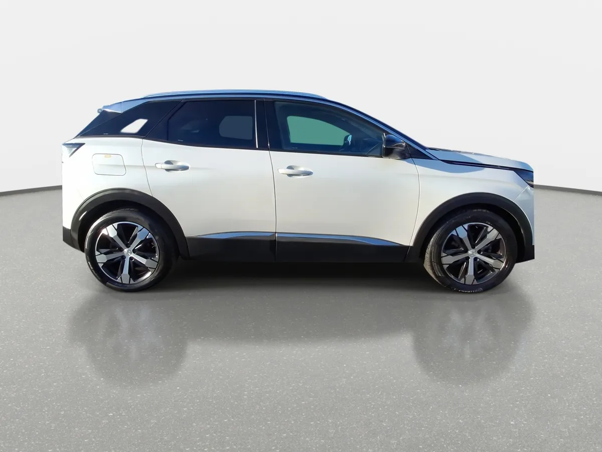 Peugeot 3008 1.5 Allure Pack Bluehdi 130 4x2 Eat8 5p año 2024