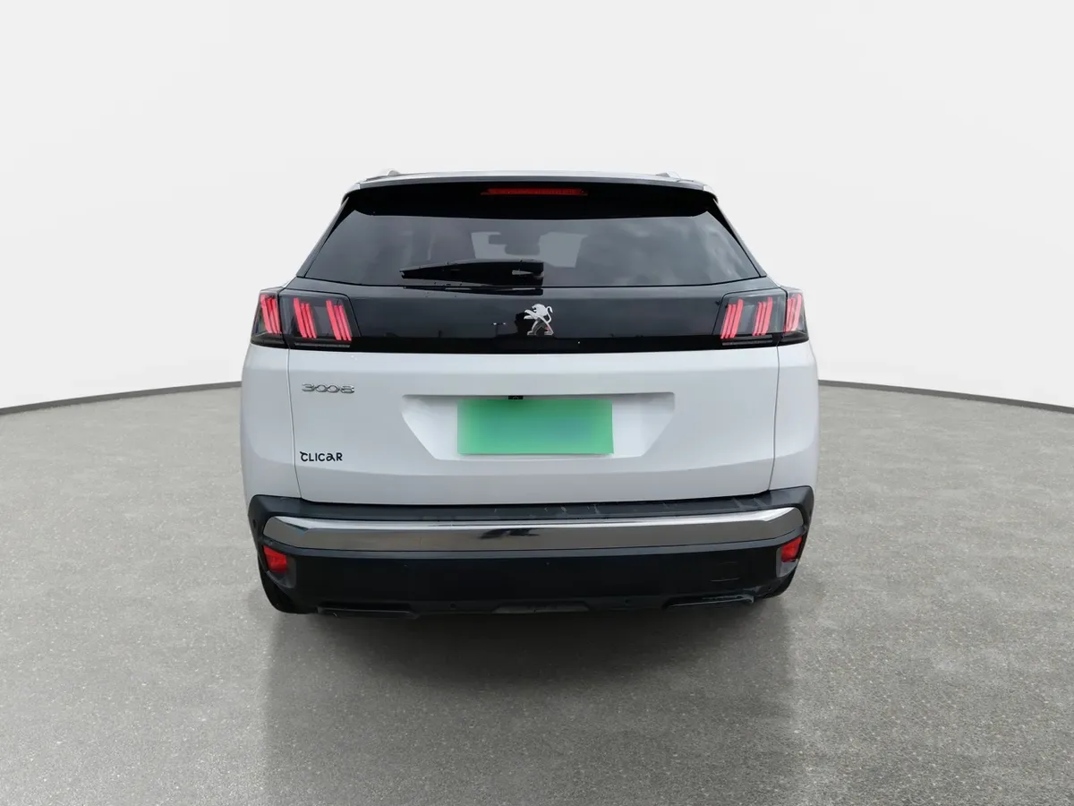 Peugeot 3008 1.5 Allure Pack Bluehdi 130 4x2 Eat8 5p año 2024