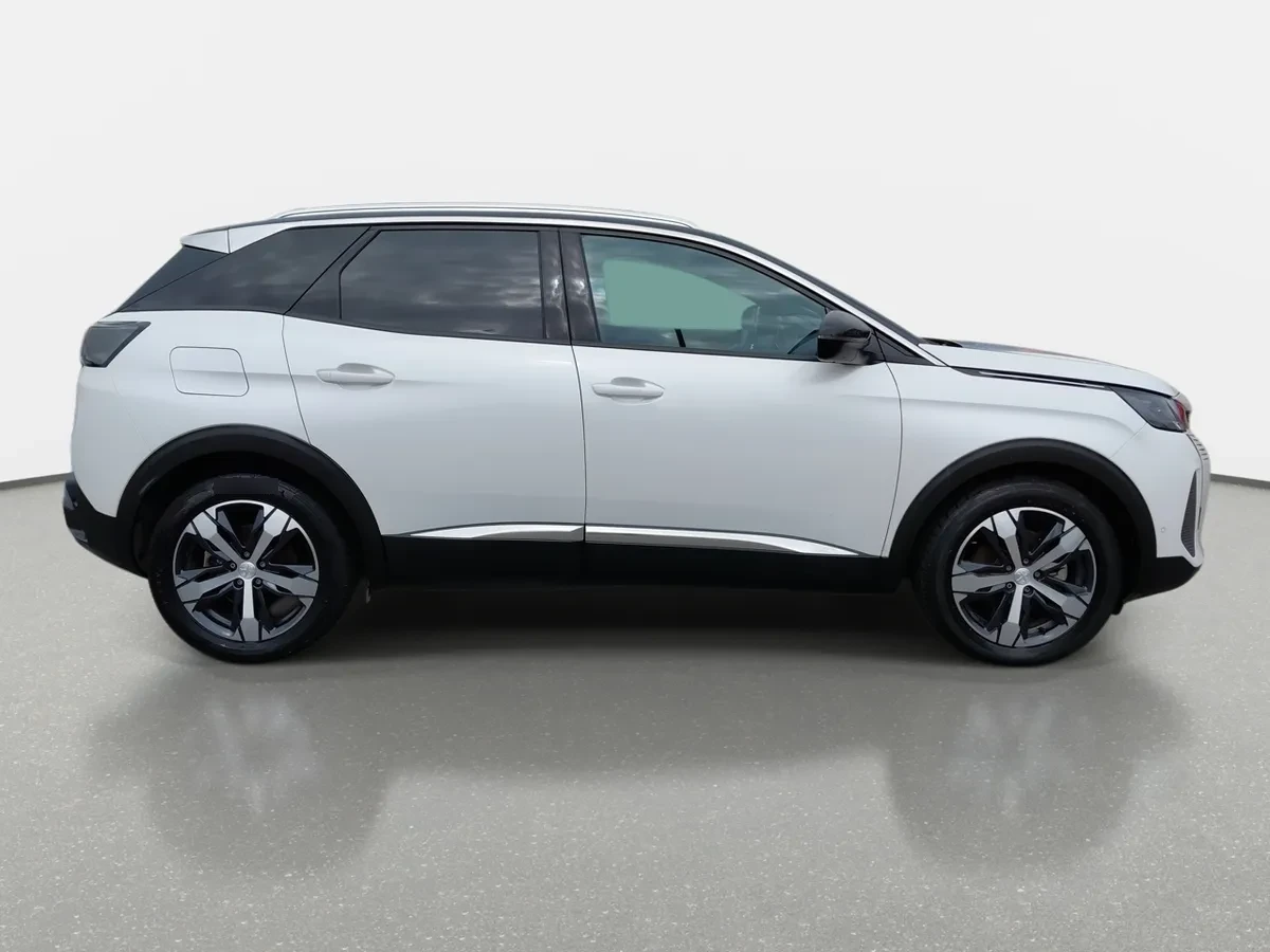 Peugeot 3008 1.5 Allure Pack Bluehdi 130 4x2 Eat8 5p año 2024
