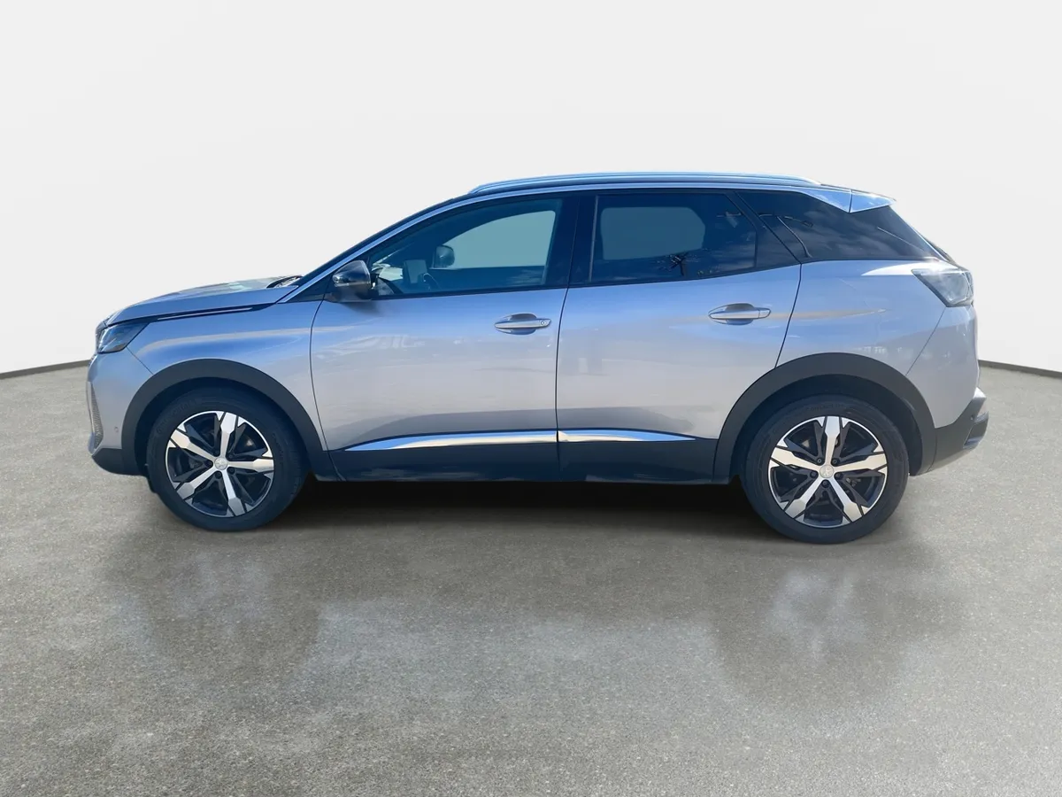 Peugeot 3008 1.5 Allure Pack Bluehdi 130 4x2 Eat8 5p año 2024