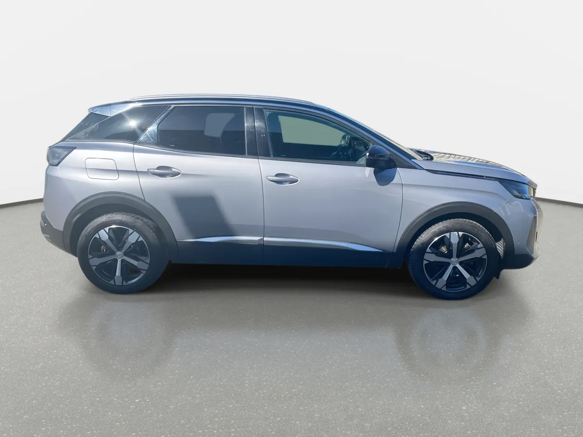 Peugeot 3008 1.5 Allure Pack Bluehdi 130 4x2 Eat8 5p año 2024