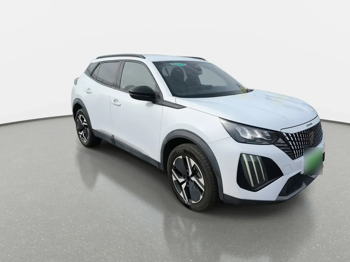 Peugeot 2008 1.5 Allure Pack Bluehdi 130hp Diesel 4x2 Eat8 5p año 2024