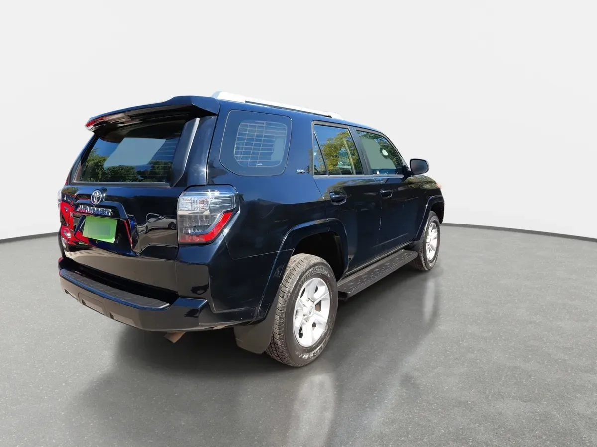 Toyota 4runner 4.0 Sr5 4x2 Control Volante Euro V At 5p año 2022
