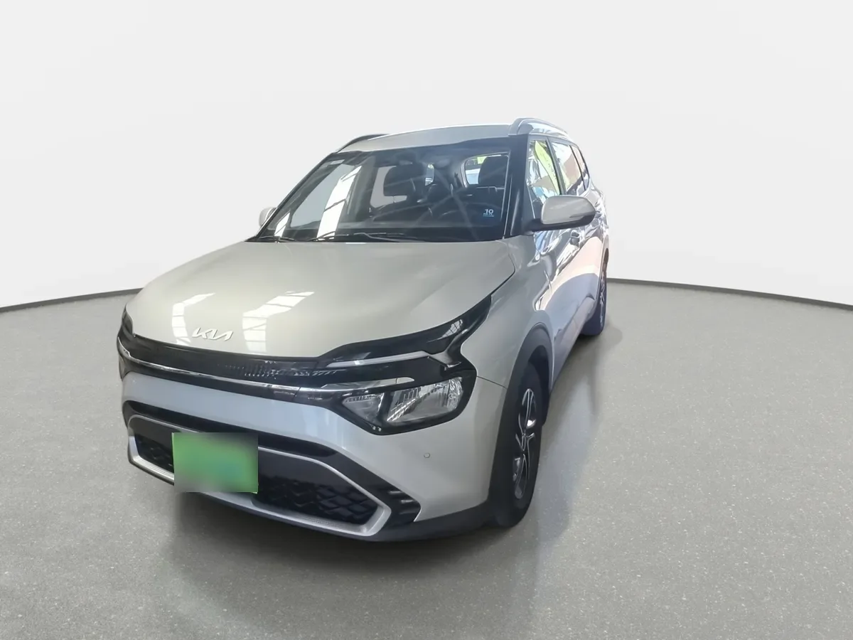 Kia Carens 1.4l Ex Turbo-Gdi Full 4x2 7dct At 5p año 2024
