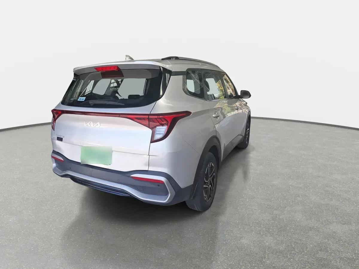 Kia Carens 1.4l Ex Turbo-Gdi Full 4x2 7dct At 5p año 2024