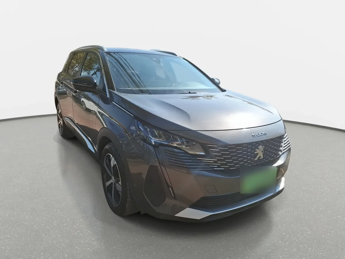 Peugeot 5008 1.5 Allure Pack Bluehdi 130 4x2 Eat8 5p año 2024
