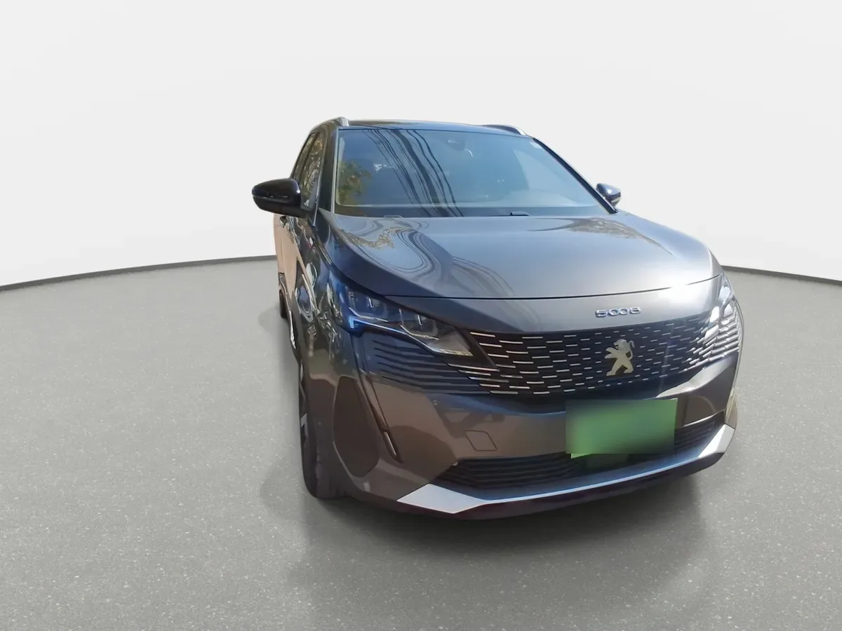 Peugeot 5008 1.5 Allure Pack Bluehdi 130 4x2 Eat8 5p año 2024