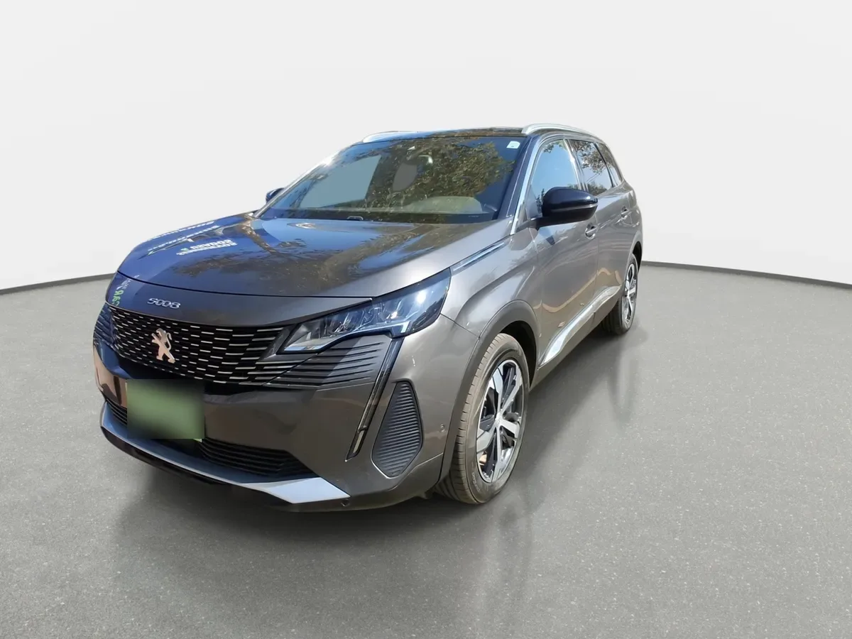 Peugeot 5008 1.5 Allure Pack Bluehdi 130 4x2 Eat8 5p año 2024