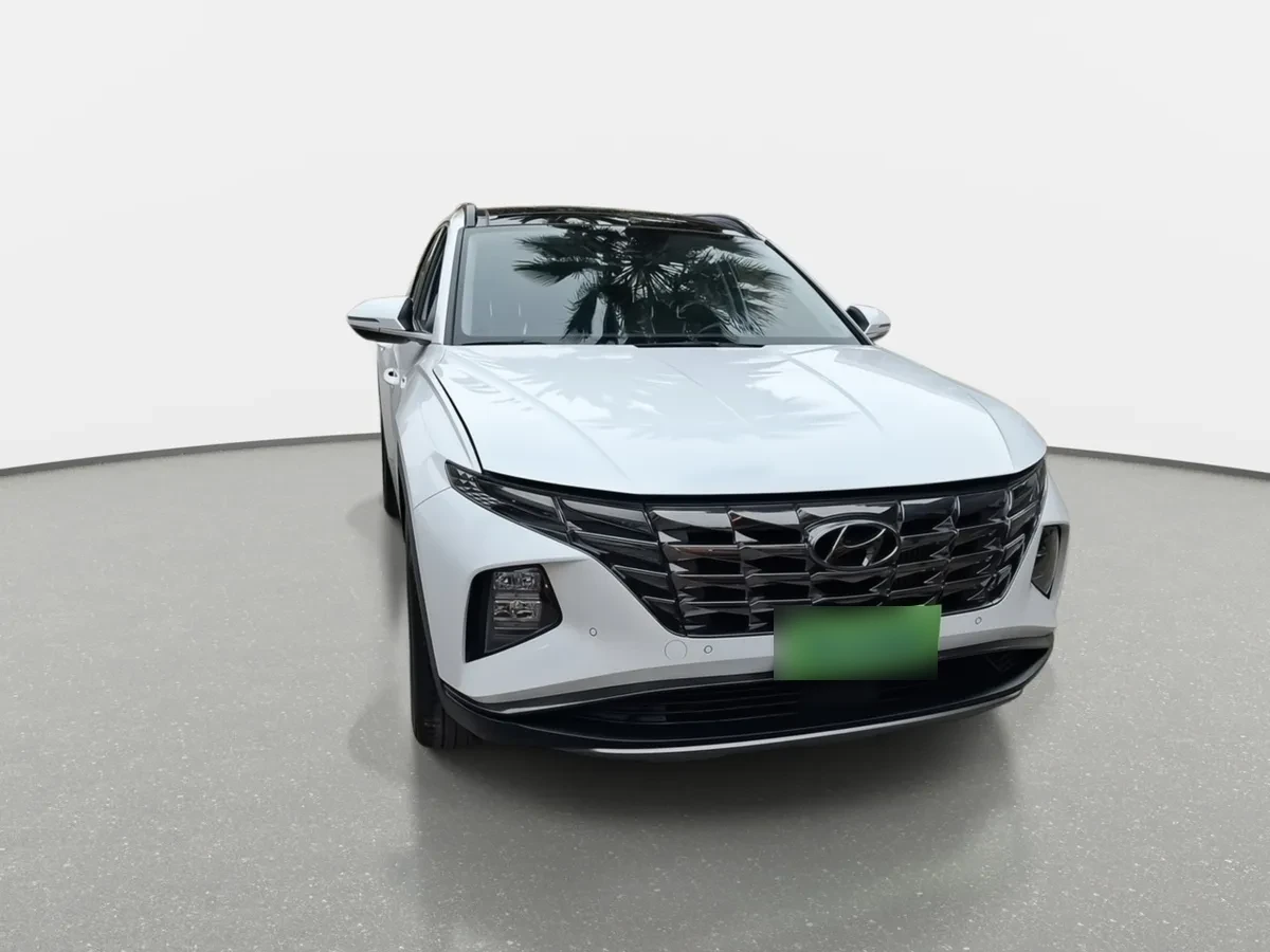 Hyundai Tucson 1.6 Nx4 Limited 4wd At 5p año 2024