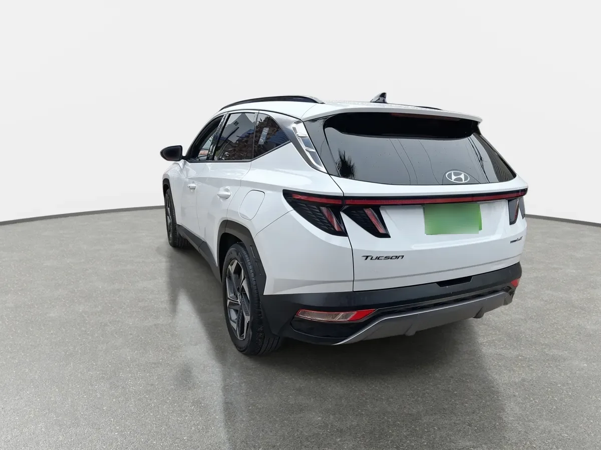 Hyundai Tucson 1.6 Nx4 Limited 4wd At 5p año 2024