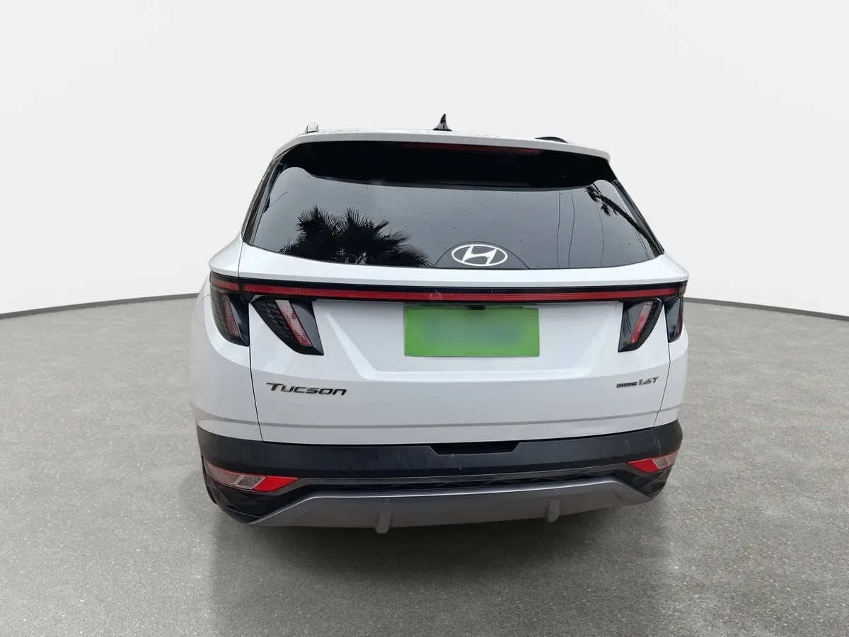 Hyundai Tucson 1.6 Nx4 Limited 4wd At 5p año 2024