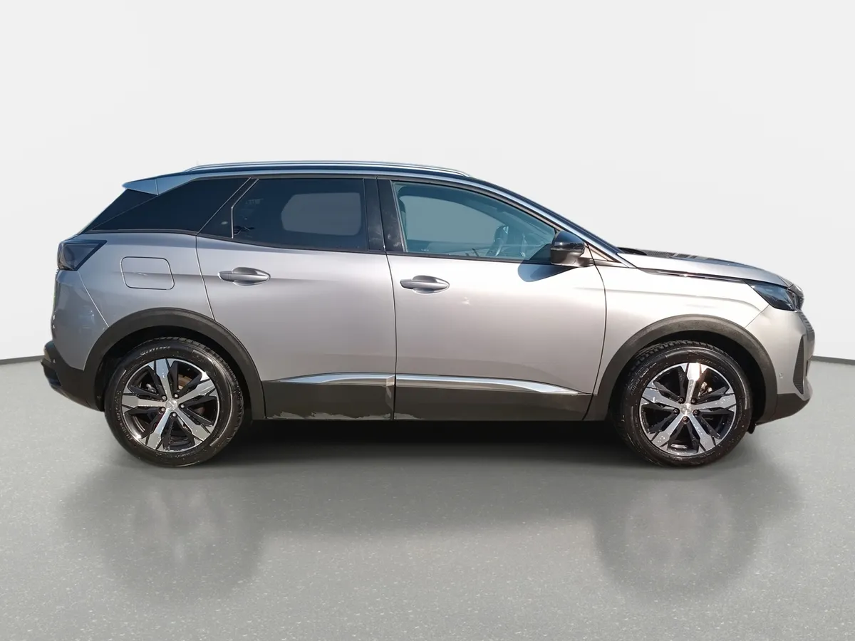 Peugeot 3008 1.5 Allure Pack Bluehdi 130 4x2 Eat8 5p año 2024