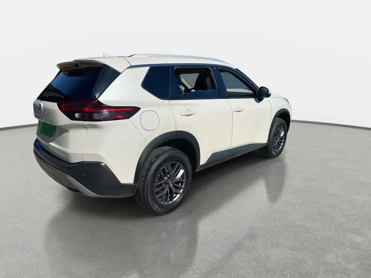 Nissan X-Trail 2.5 Sense 4x2 3row Cvt At 5p año 2024