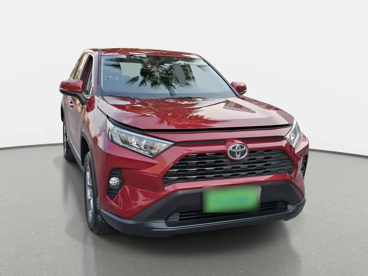 Toyota Rav 4 2.0 Le 4x2 Cvt At 5p año 2024