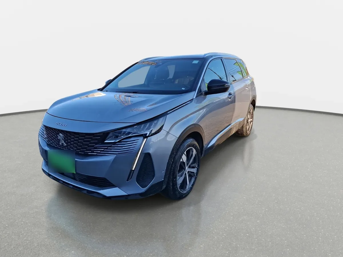 Peugeot 5008 1.5 Allure Pack Bluehdi 130 4x2 Eat8 5p año 2024