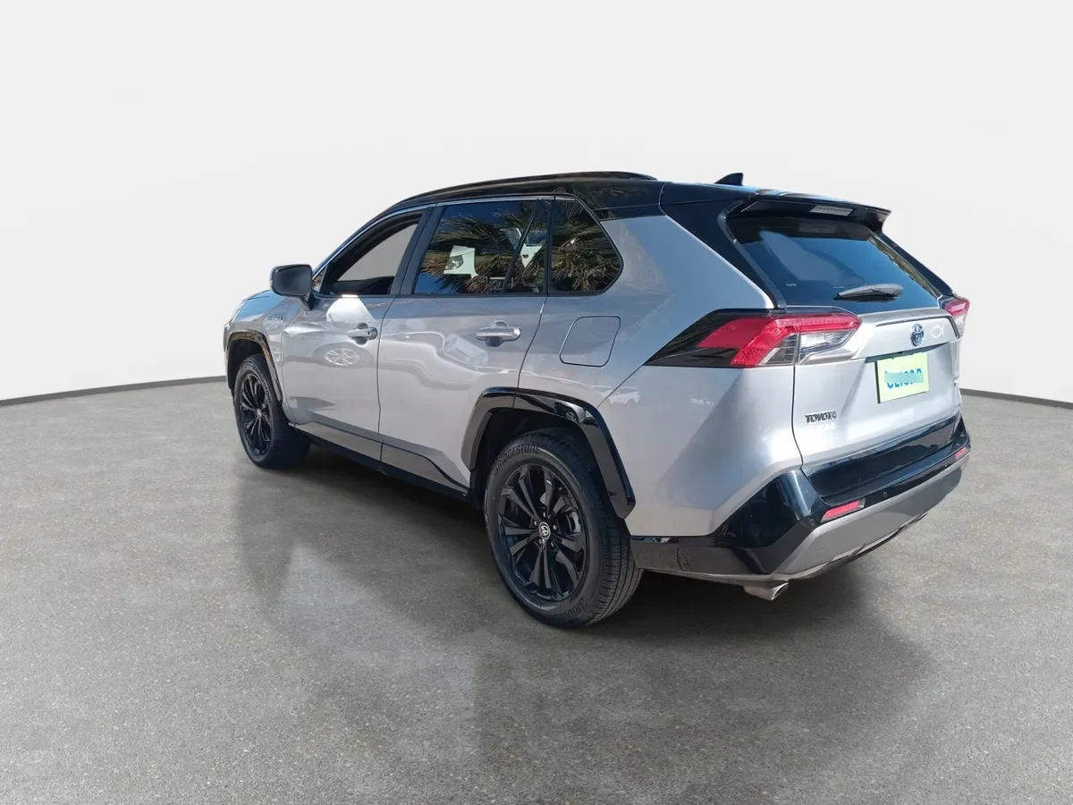 Toyota Rav 4 2.5 Xse Hybrid 4x2 Cvt At 5p año 2025