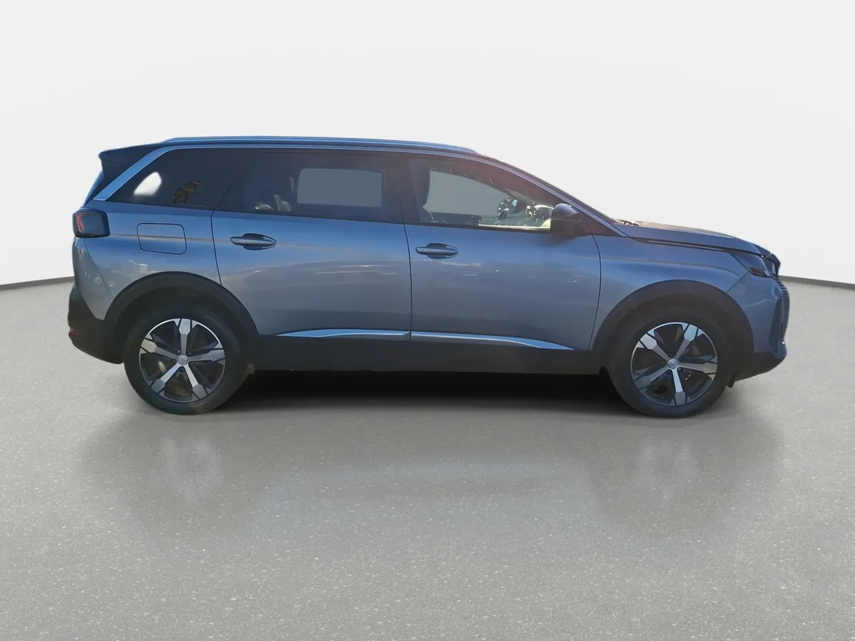 Peugeot 5008 1.5 Allure Pack Bluehdi 130 4x2 Eat8 5p año 2024