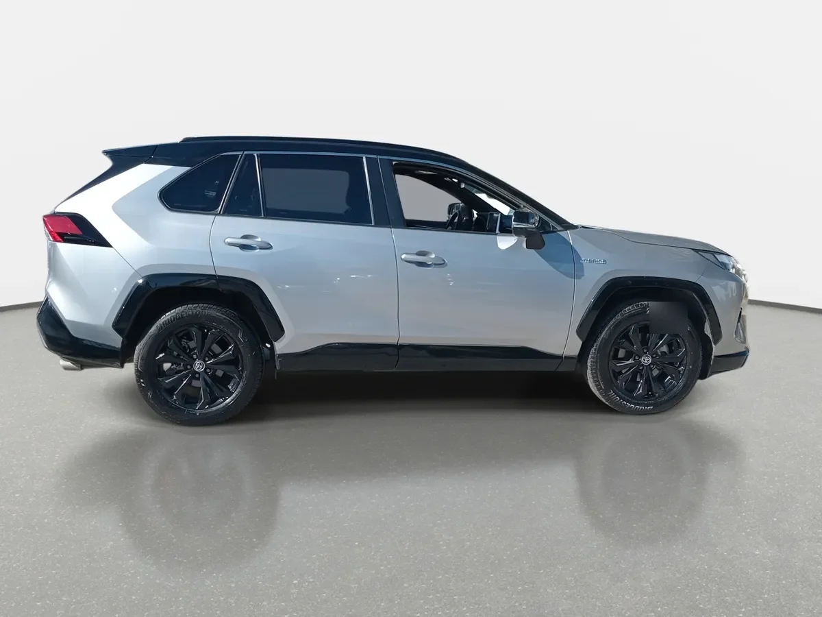 Toyota Rav 4 2.5 Xse Hybrid 4x2 Cvt At 5p año 2025