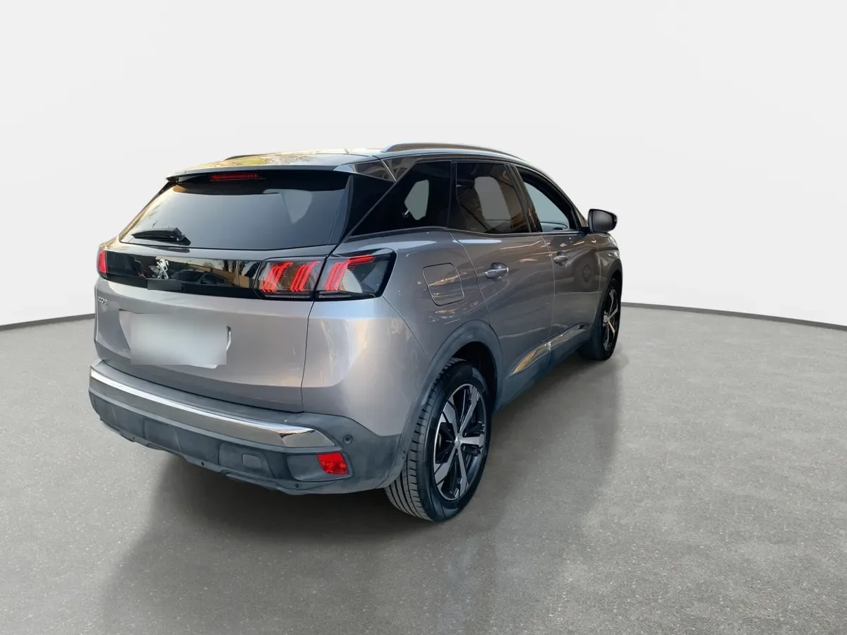 Peugeot 3008 1.5 Allure Pack Bluehdi 130 4x2 Eat8 5p año 2024