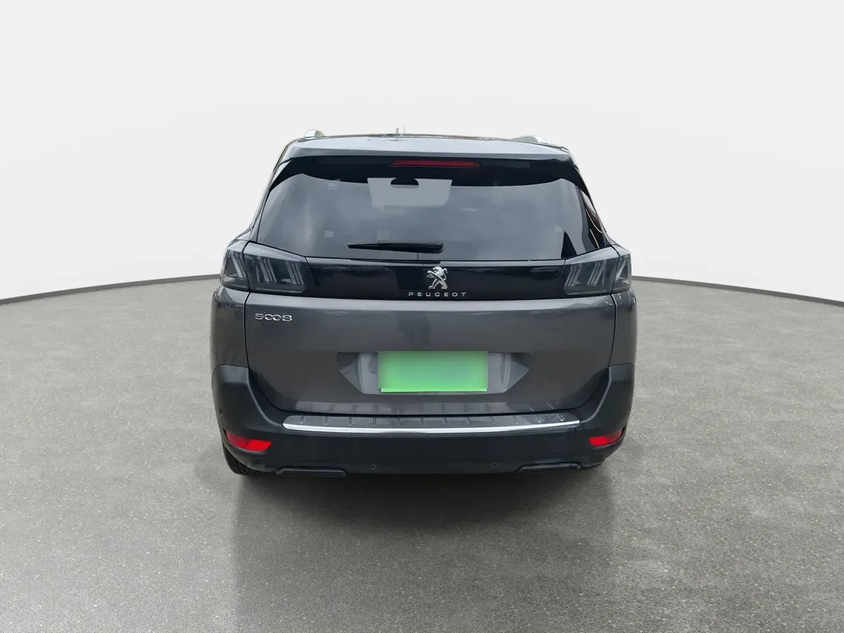 Peugeot 5008 1.5 Allure Pack Bluehdi 130 4x2 Eat8 5p año 2024