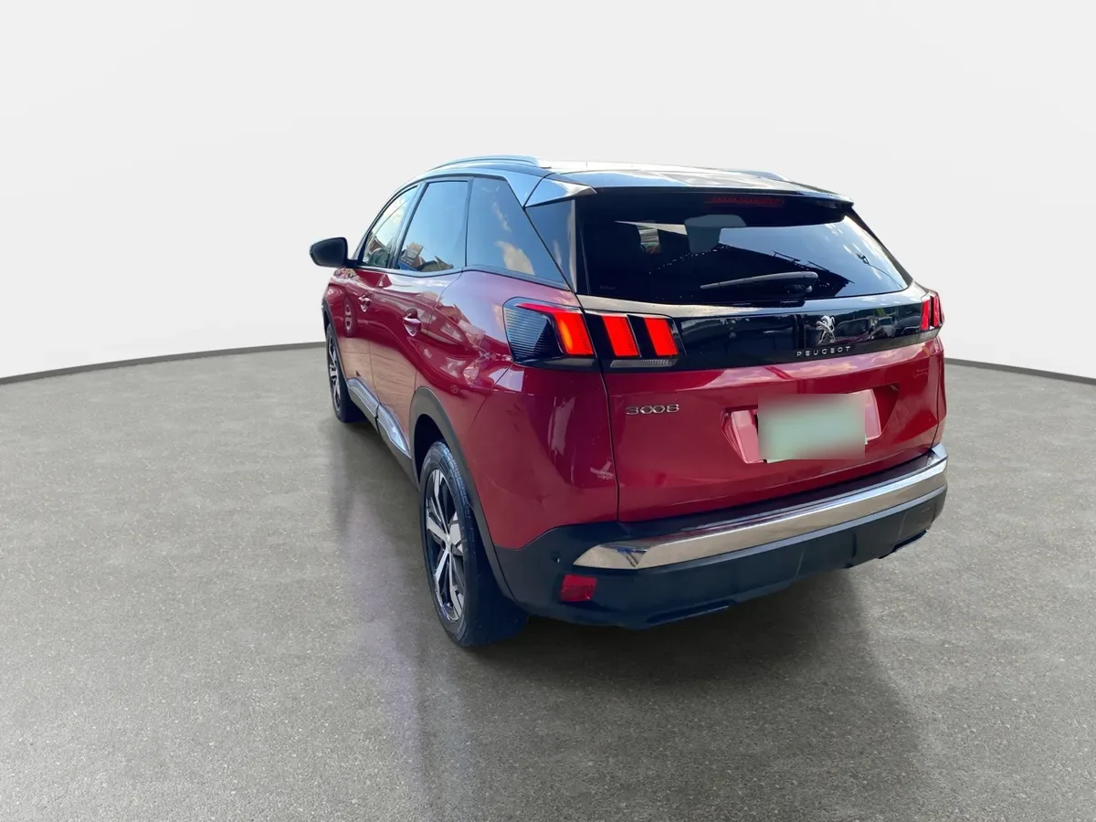 Peugeot 3008 1.5 Allure Pack Bluehdi 130 4x2 Eat8 5p año 2023