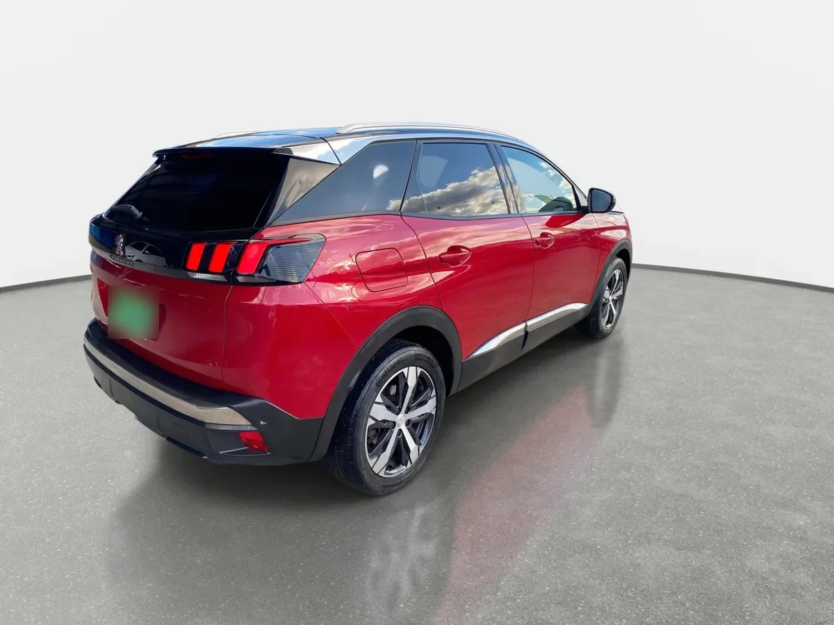 Peugeot 3008 1.5 Allure Pack Bluehdi 130 4x2 Eat8 5p año 2023