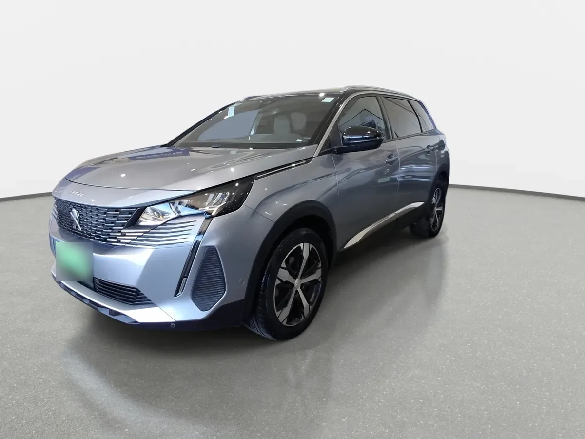 Peugeot 5008 1.5 Allure Pack Bluehdi 130 4x2 Eat8 5p año 2024