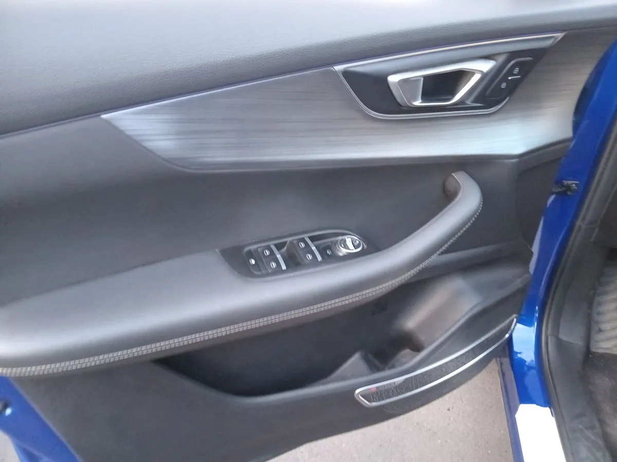 Chery Tiggo 7 Pro 1.5t Glx 4x2 Cvt At 5p año 2024