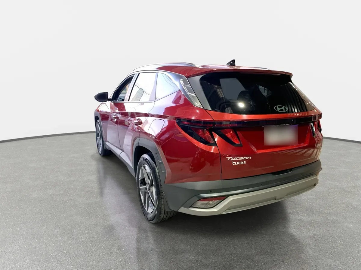Hyundai Tucson 2.0 Nx4 Plus Fl Diesel 2wd At 5p año 2025