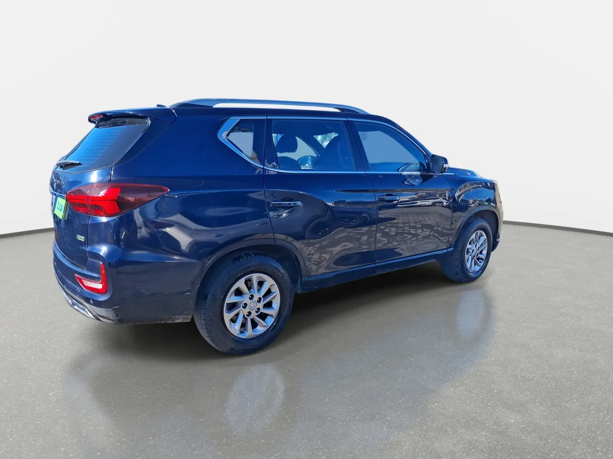 Ssangyong Rexton 2.0t Lx 4x2 6ab Nueva Radio 6mt 5p año 2024