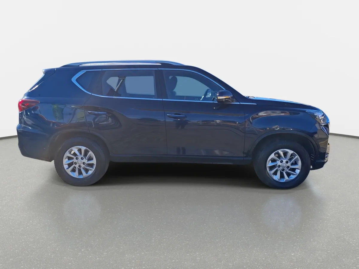 Ssangyong Rexton 2.0t Lx 4x2 6ab Nueva Radio 6mt 5p año 2024