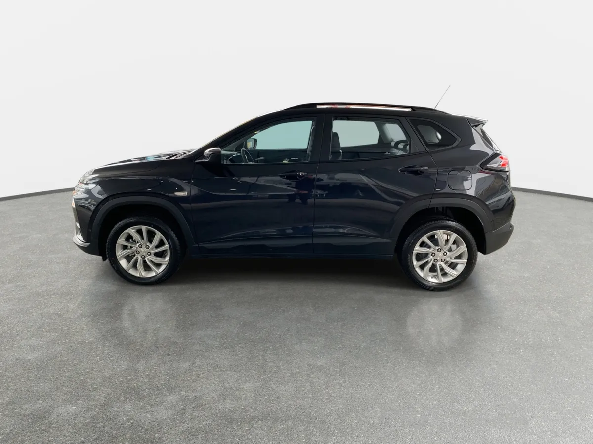 Chevrolet Tracker 1.2t Ltz R 4x2 At 5p año 2026
