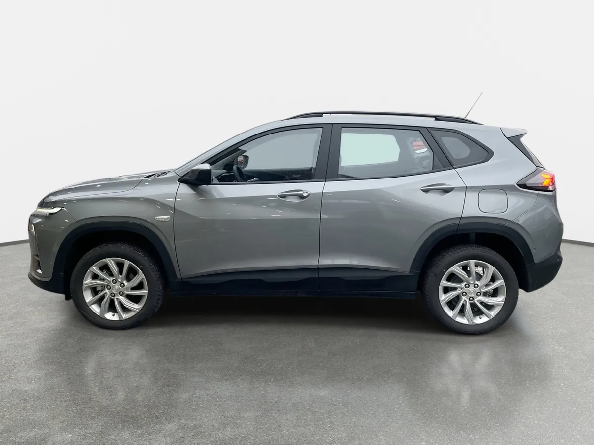 Chevrolet Tracker 1.2t Ltz R 4x2 At 5p año 2026