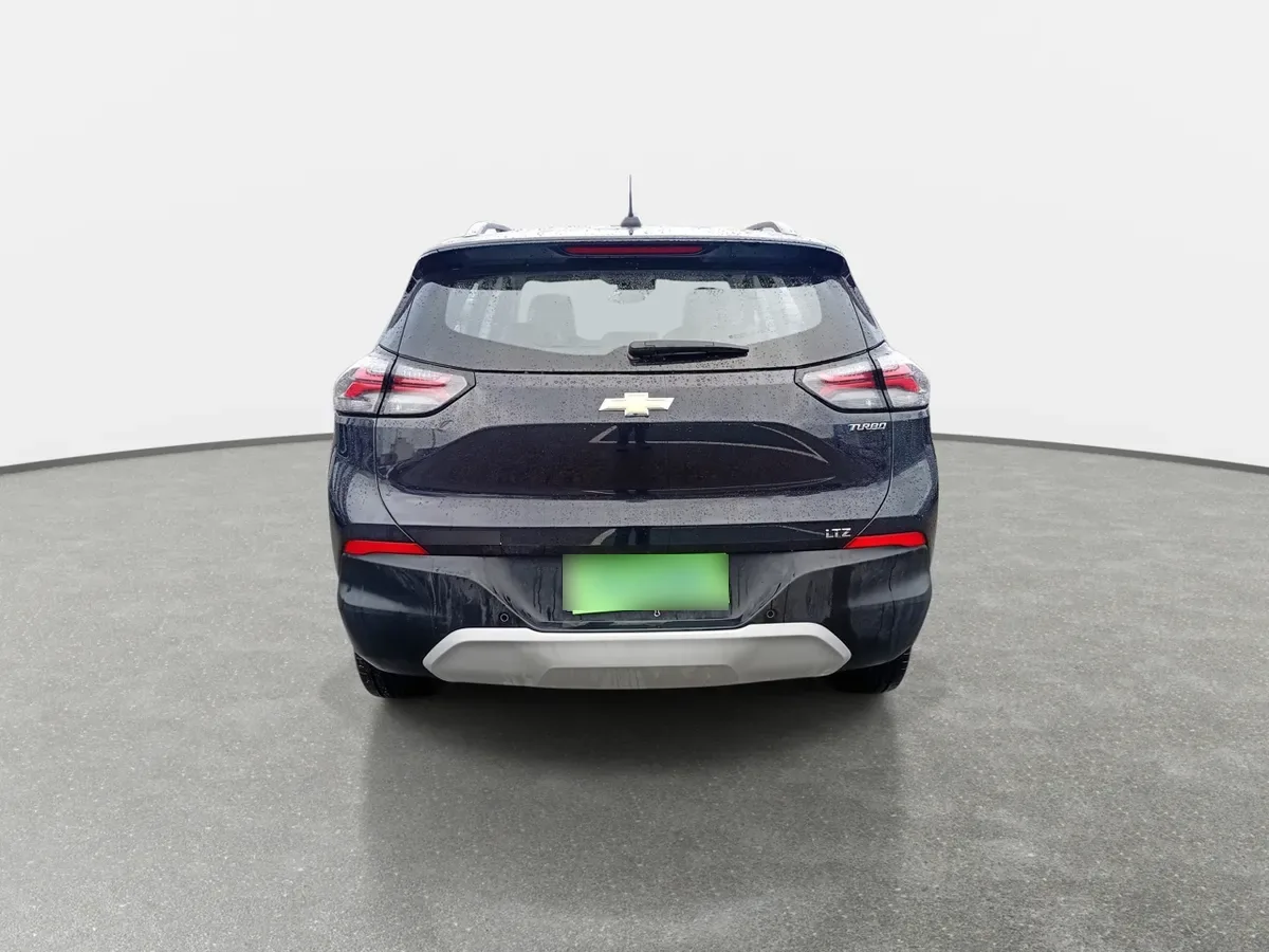 Chevrolet Tracker 1.2t Ltz R 4x2 At 5p año 2026