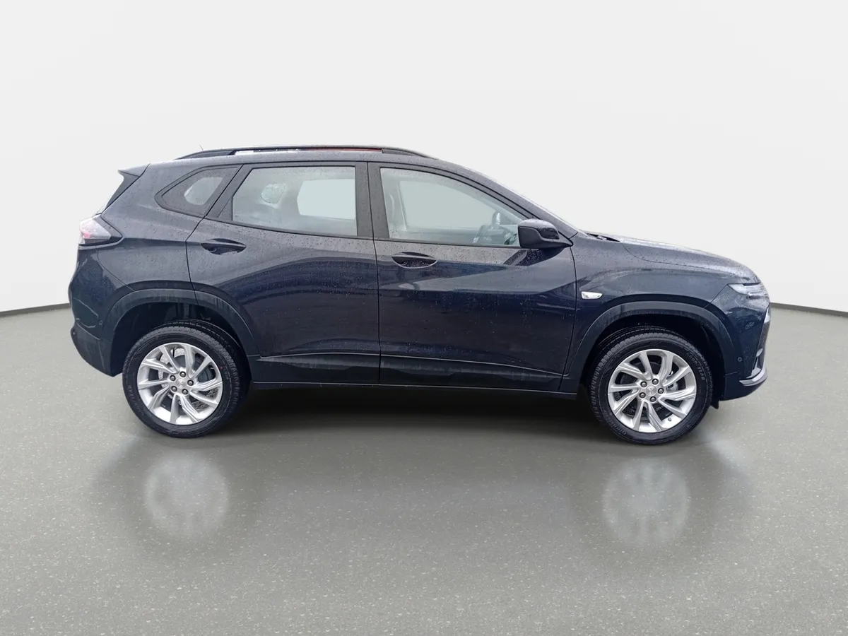 Chevrolet Tracker 1.2t Ltz R 4x2 At 5p año 2026