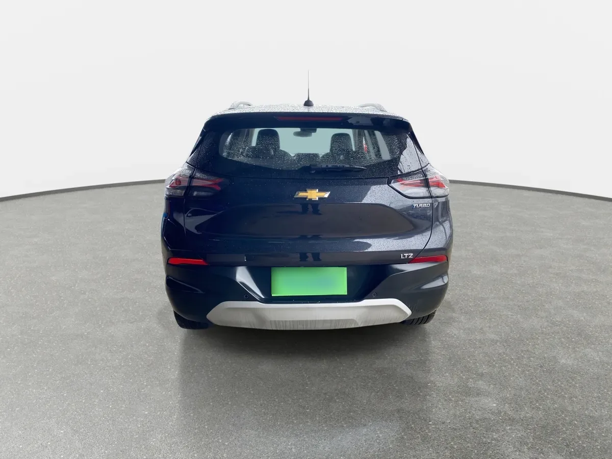 Chevrolet Tracker 1.2t Ltz R 4x2 At 5p año 2026