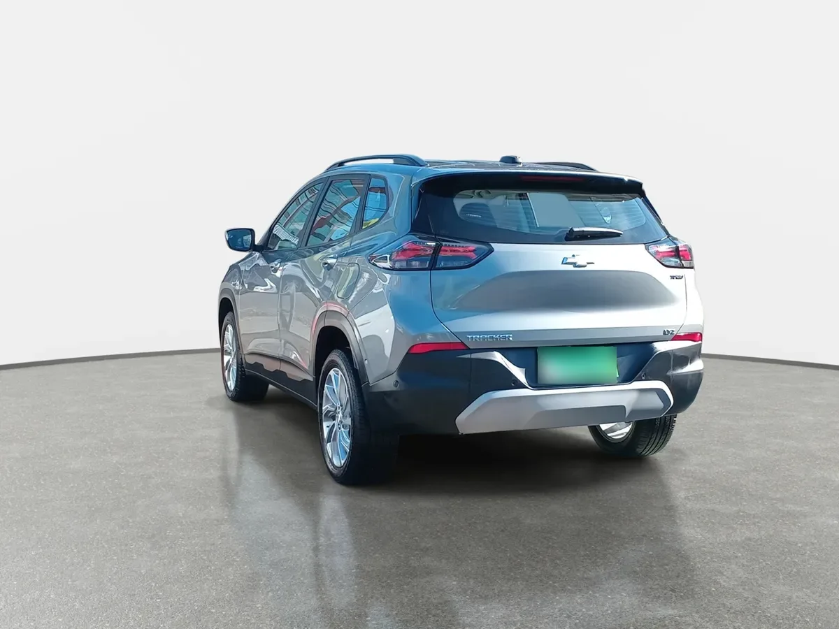 Chevrolet Tracker 1.2t Ltz R 4x2 At 5p año 2026