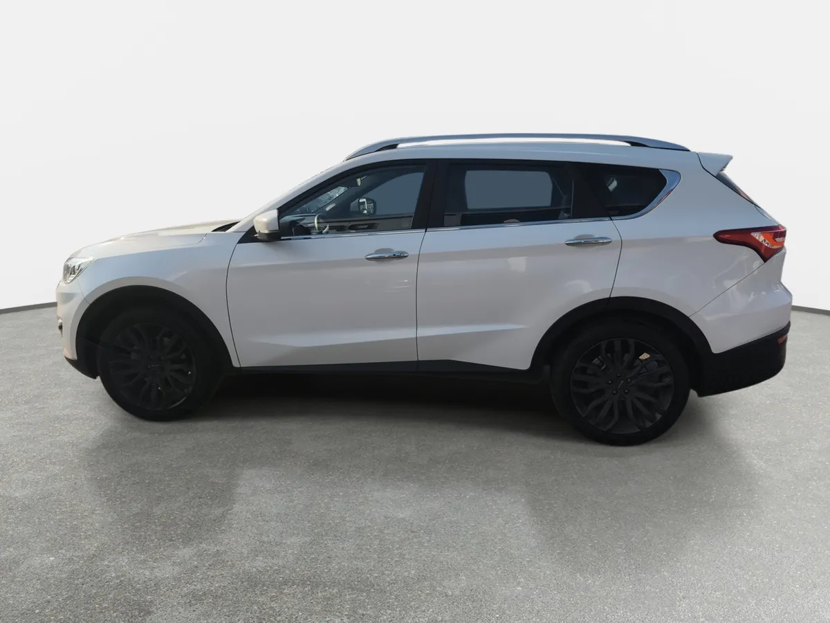 Jetour X70 1.5t Plus 4x2 At 5p año 2022