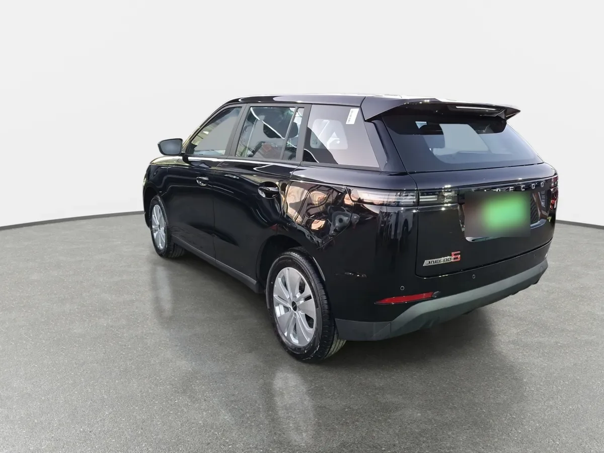 Jaecoo Jaecoo5 1.5t Elemental 4x2 Cvt At 5p año 2026