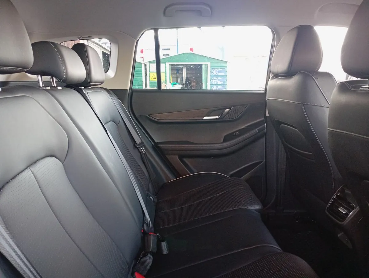 Jaecoo Jaecoo5 1.5t Prime Fwd Cvt9 At 5p año 2025