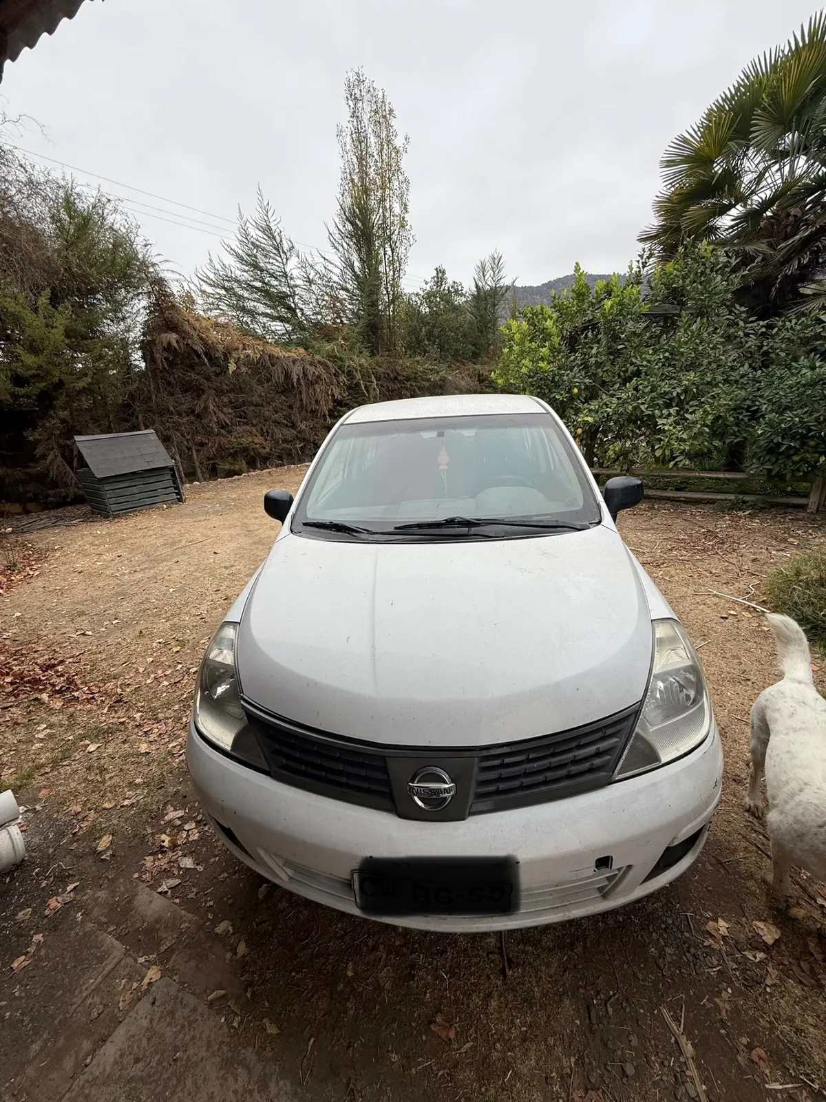 NISSAN TIIDA 1.6 Sport S Ac Ll Mt 4x2 año 2011