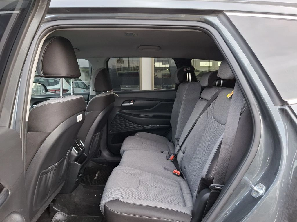 Hyundai Santa Fe 2.5 At año 2023