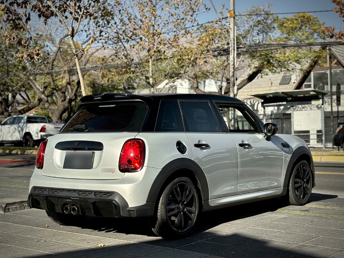 Mini Cooper S Look Jcw año 2023