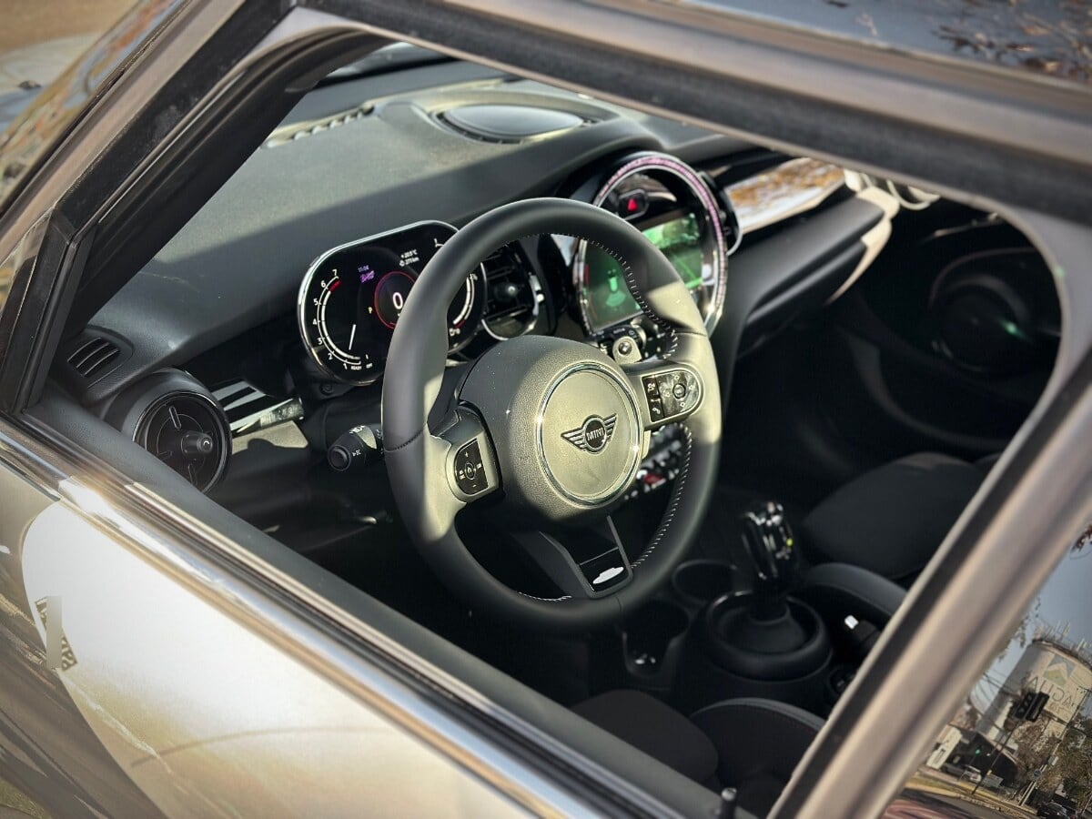 Mini Cooper S Look Jcw año 2023