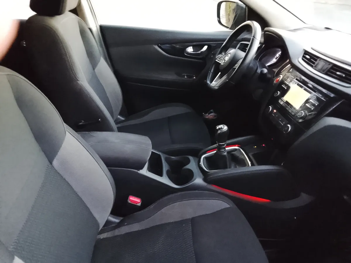 NISSAN QASHQAI 2.0 Advance Mt año 2019